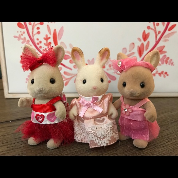 Calico Critter Rabbits - Picture 2 of 9